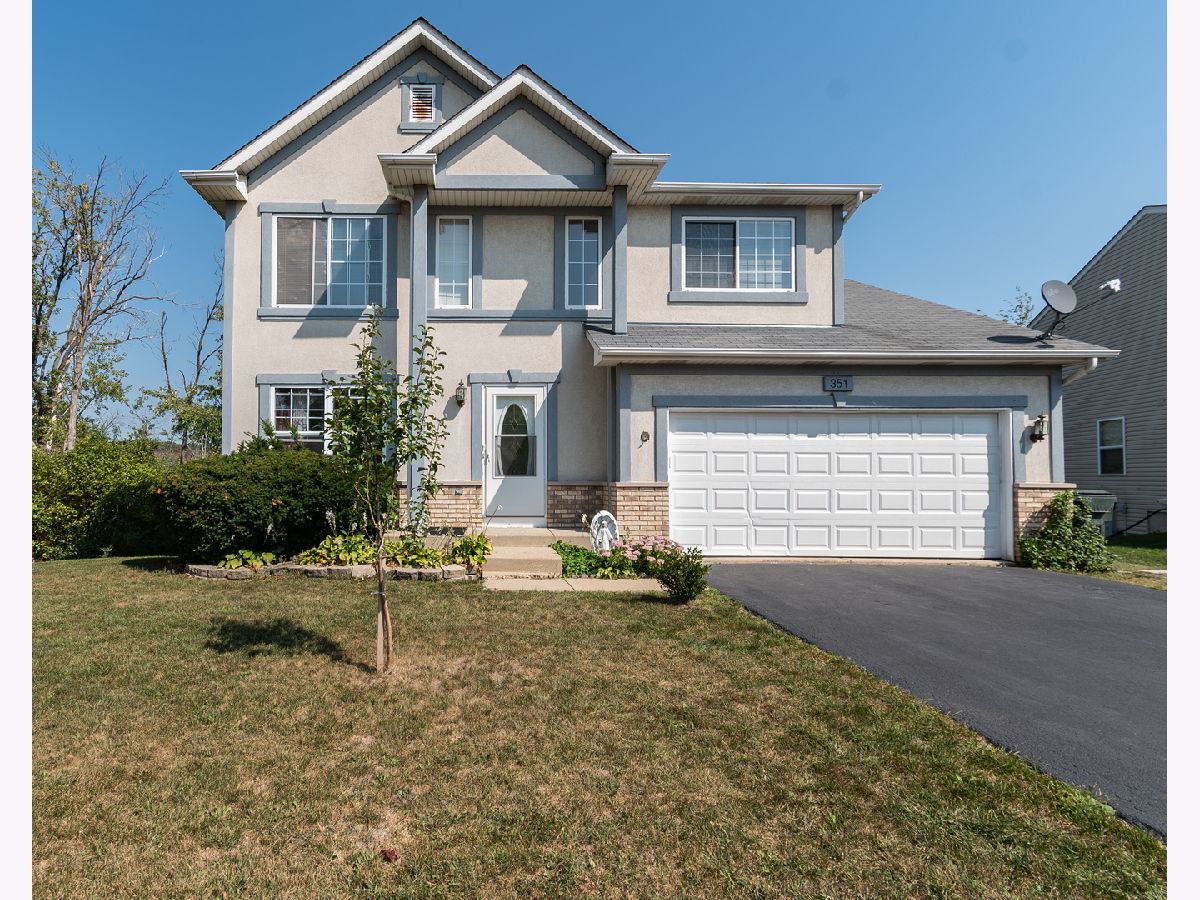 Homes & Condos & Townhomes Sold Hidden Glen Waukegan Illinois, 351 Kyle