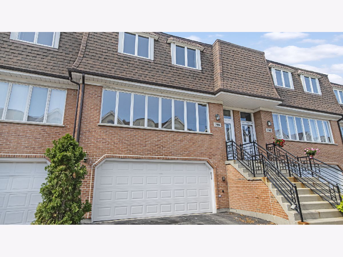 Townhomes Sold Kingston Estates Skokie Illinois, 7014 Lorel
