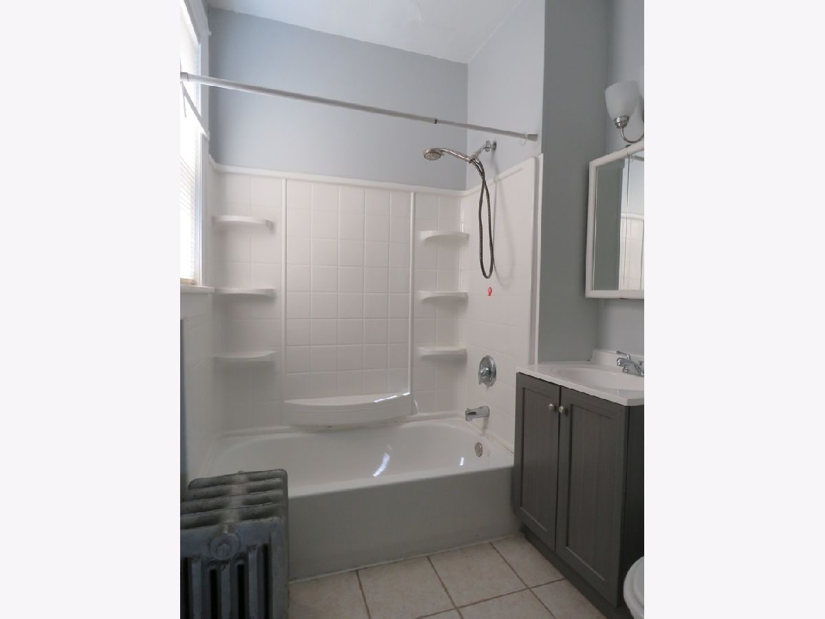  Rented Kenosha Wisconsin, 2311 52nd