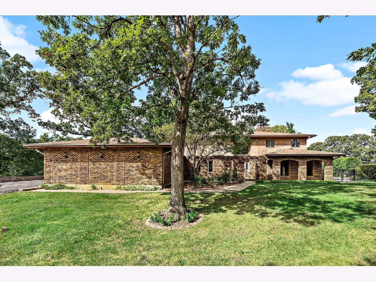 Homes Sold Pine Valley Kildeer Illinois, 21540 Pine Lake