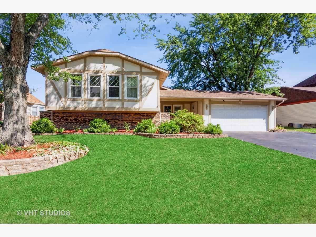Homes Sold Falconridge Bolingbrook Illinois, 548 Whitehall