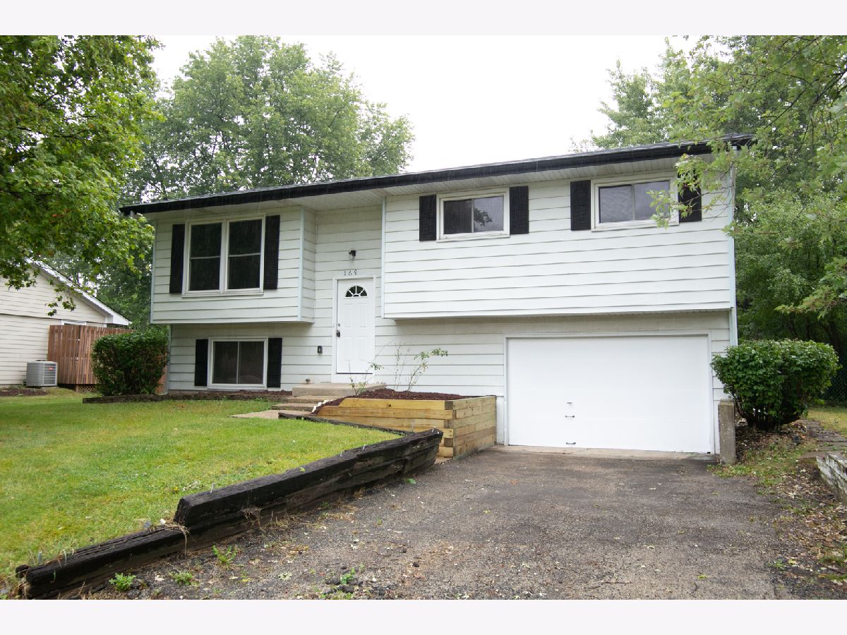 Homes & Condos & Townhomes Sold Woodland West Chicago Illinois, 0N169 Prince Crossing