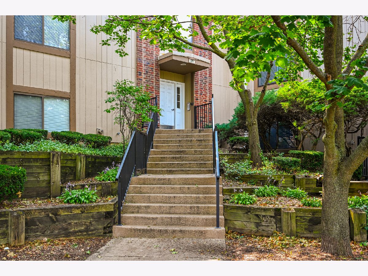 Condos & Townhomes Sold Lofty Condos Bartlett Illinois, 375 Wilmington
