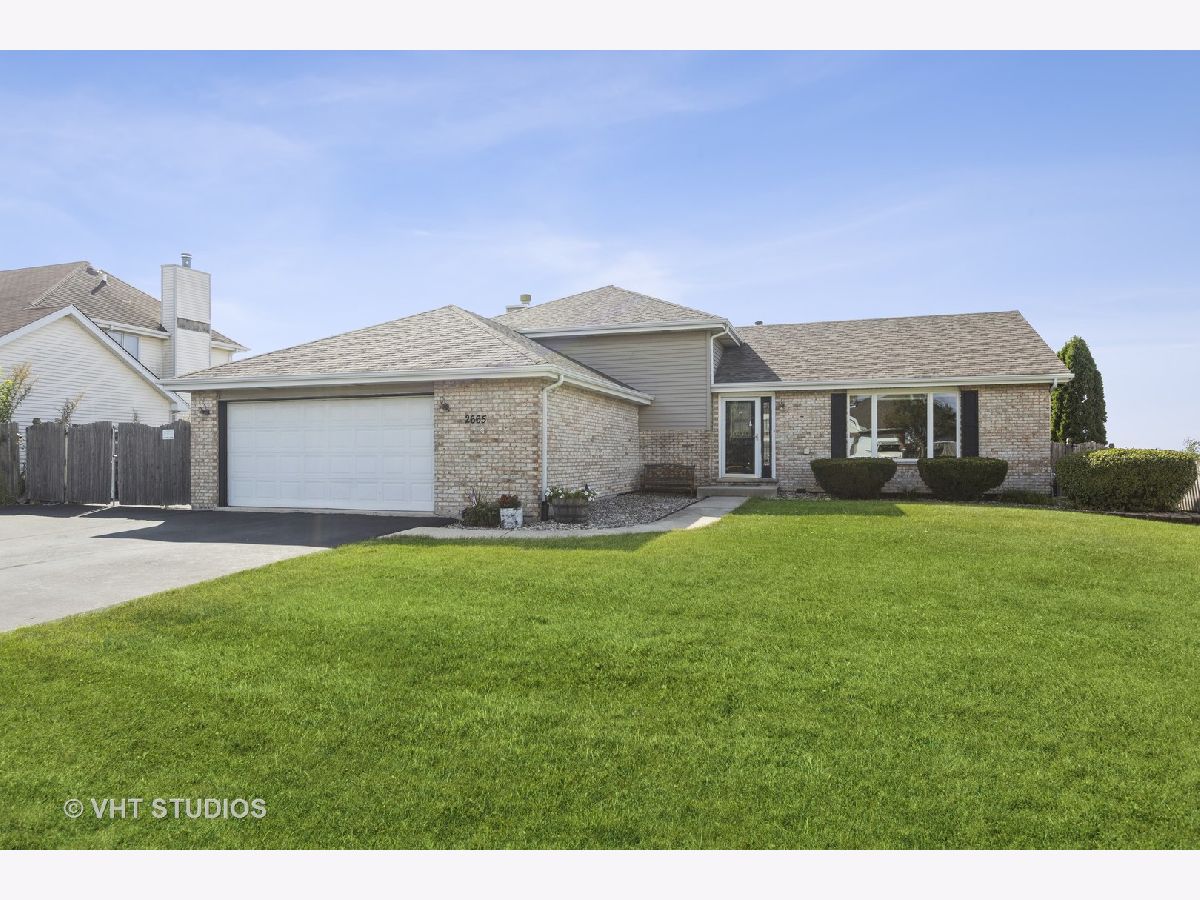 Homes Sold Royal Meadows New Lenox Illinois, 2665 Daniel Lewis