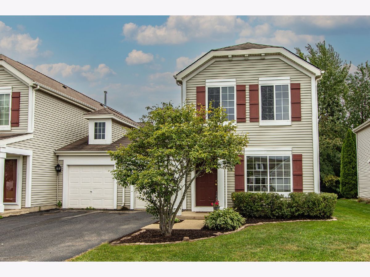 Homes & Condos & Townhomes Sold Madrona Ridge Round Lake Illinois, 95 Aldridge