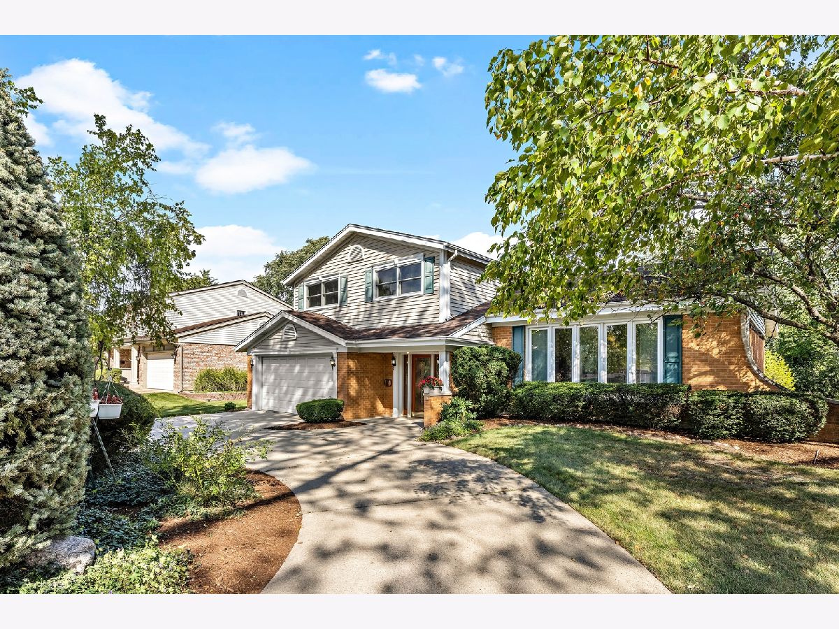 Homes Sold Arlington Vista Arlington Heights Illinois, 2001 Windsor