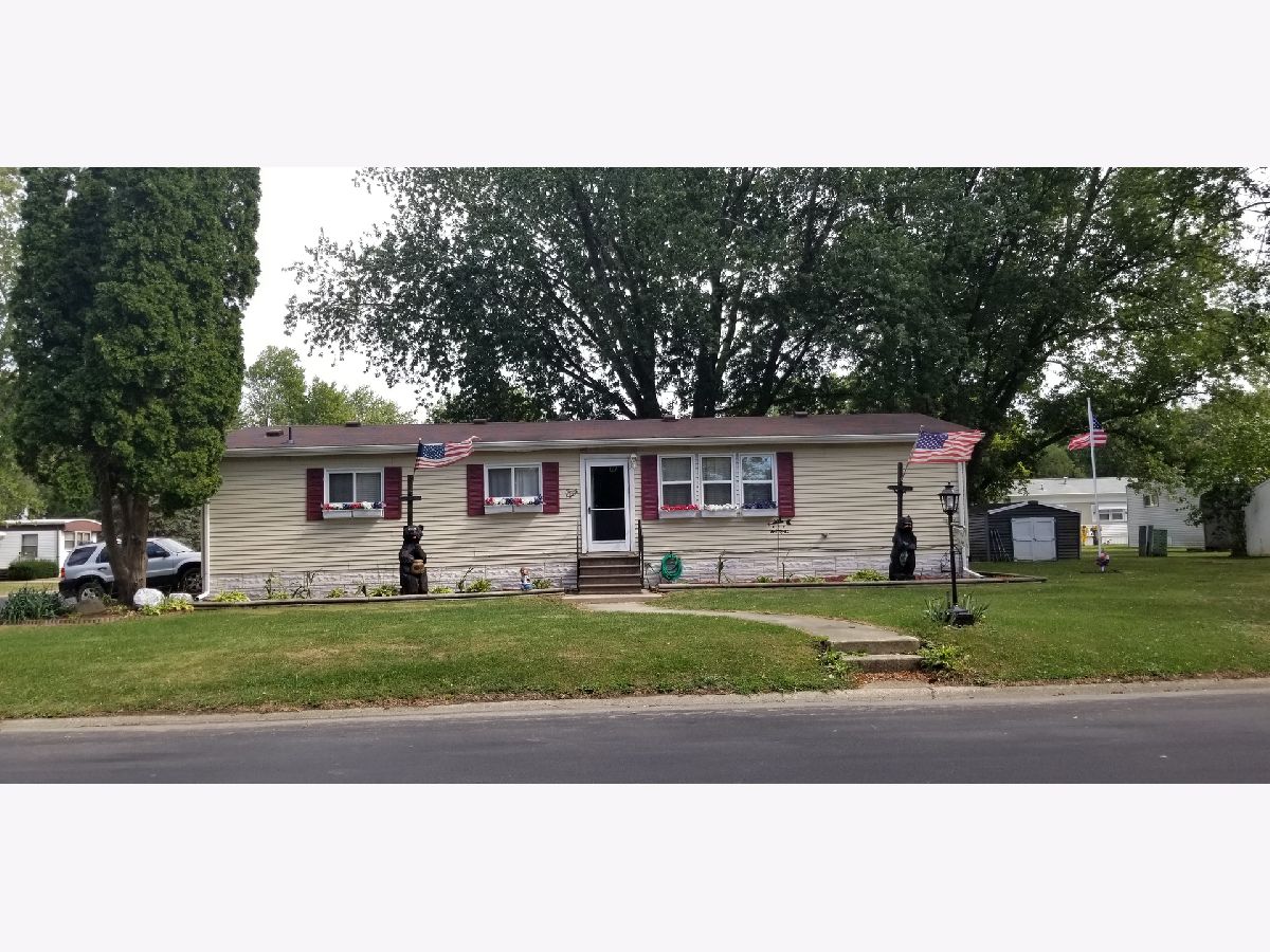 Subdivision Sold Wildwood North Sandwich Illinois, 98 Maple