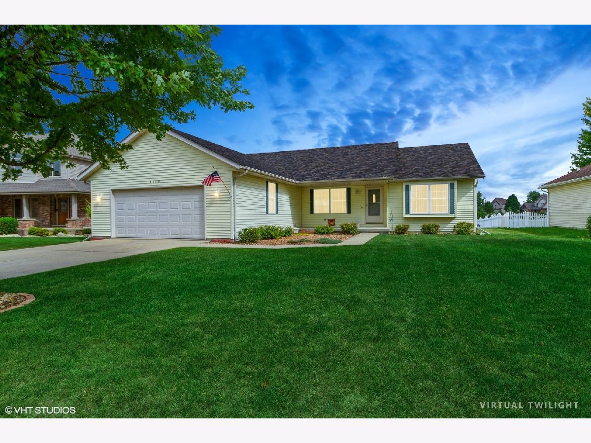 Homes Sold Hunters Run Bourbonnais Illinois, 1555 Surrey