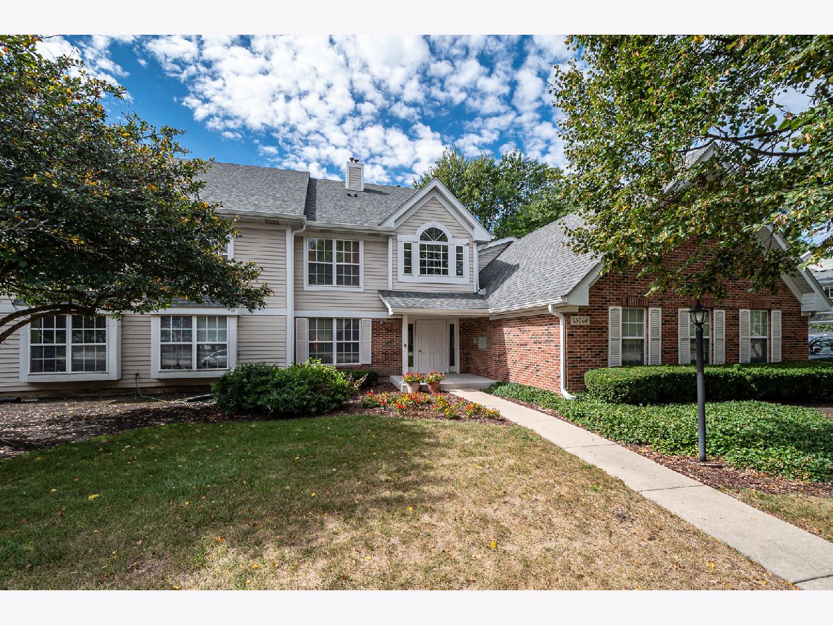 Condos & Townhomes Rented Willowbend Naperville Illinois, 5S560 Paxton