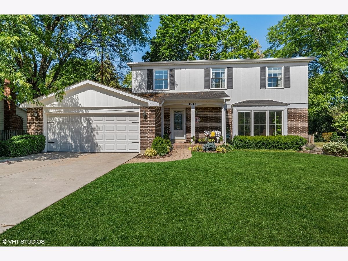 Homes & Condos & Townhomes Sold Cambridge Libertyville Illinois, 1017 Mayfair