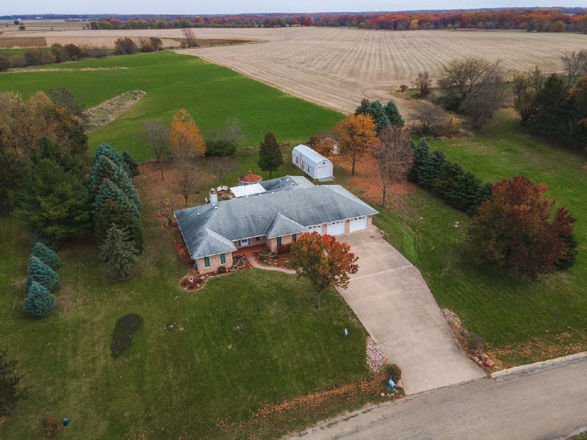 Homes Sold El Paso Golf Club El Paso Illinois, 534 Fairway