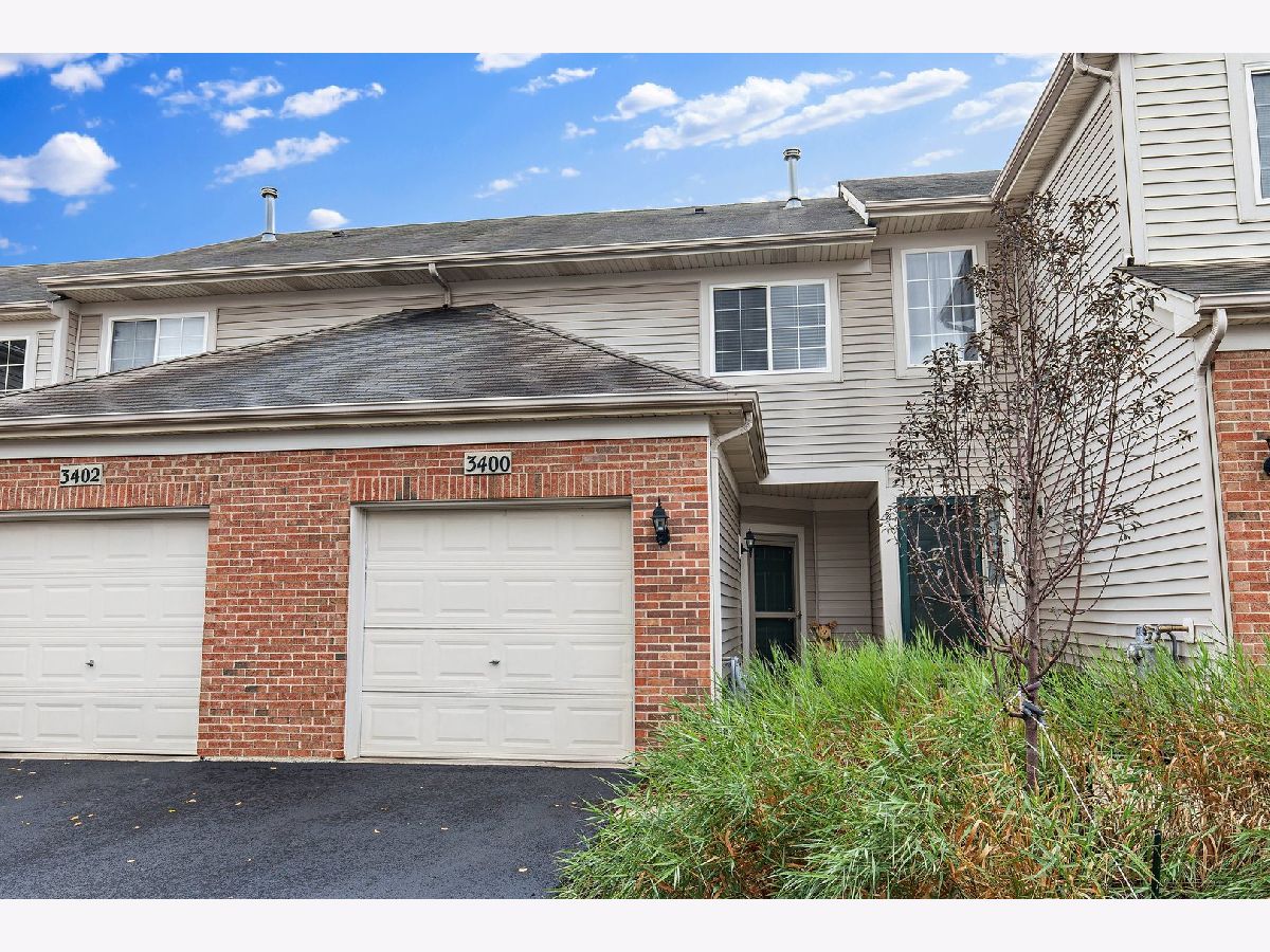 Townhomes Sold Shenandoah Townhomes Carpentersville Illinois, 3400 Blue Ridge