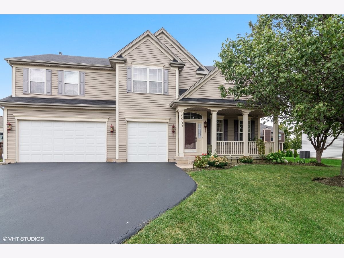 Townhomes & Homes Sold Parkview Meadows Plainfield Illinois, 23900 Cahills