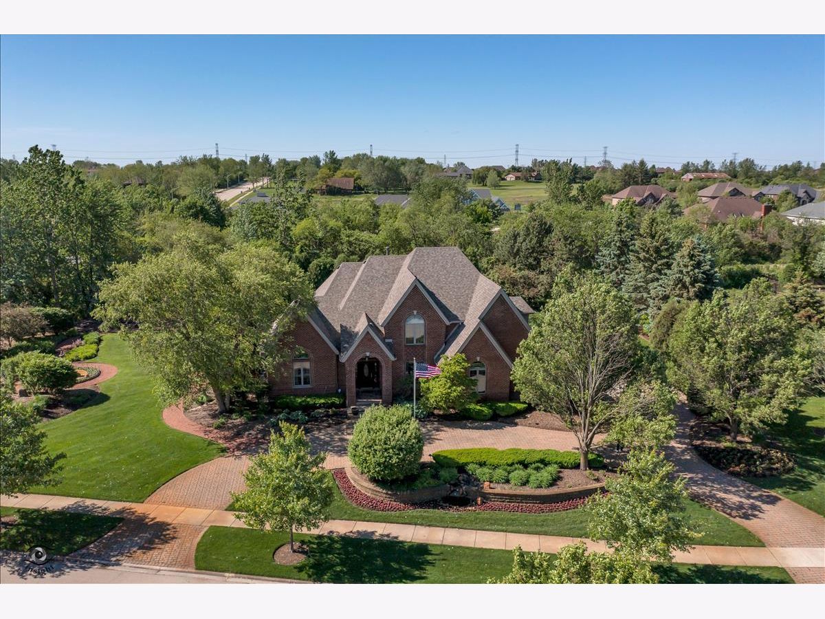 Homes Sold Country Pond Estates Mokena Illinois, 11617 Coach