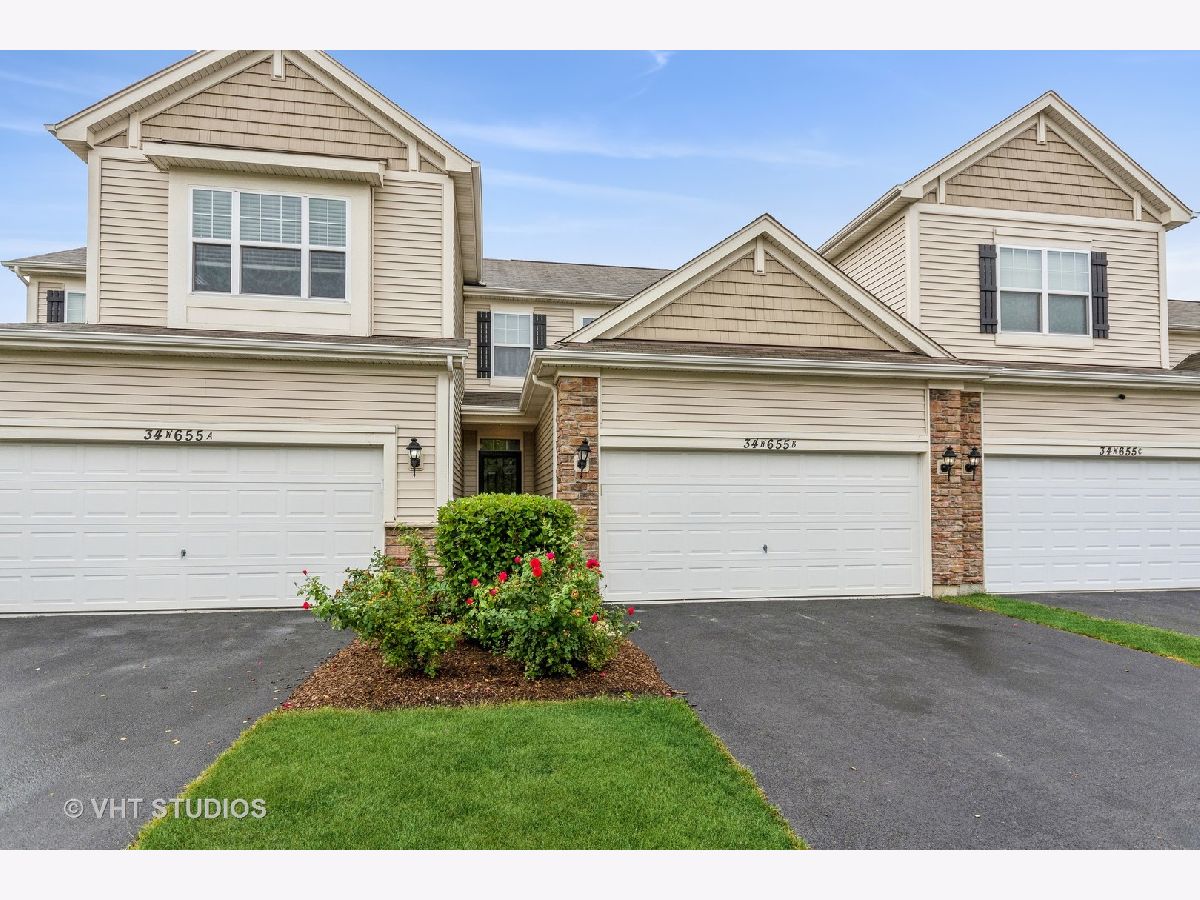 Townhomes & Homes Sold Saddle Ridge St Charles Illinois, 34W655 Roosevelt