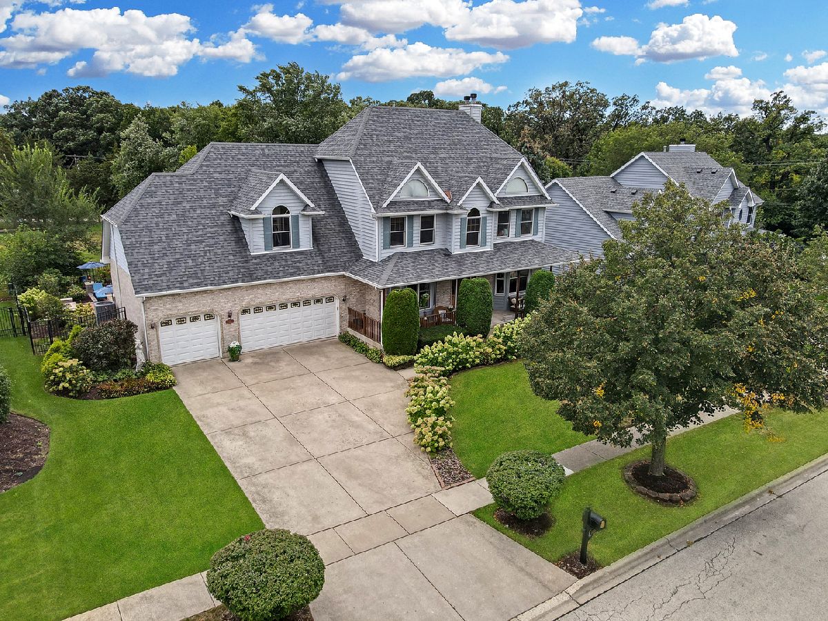 Homes Sold Arbor Ridge Lemont Illinois, 1221 Whitney
