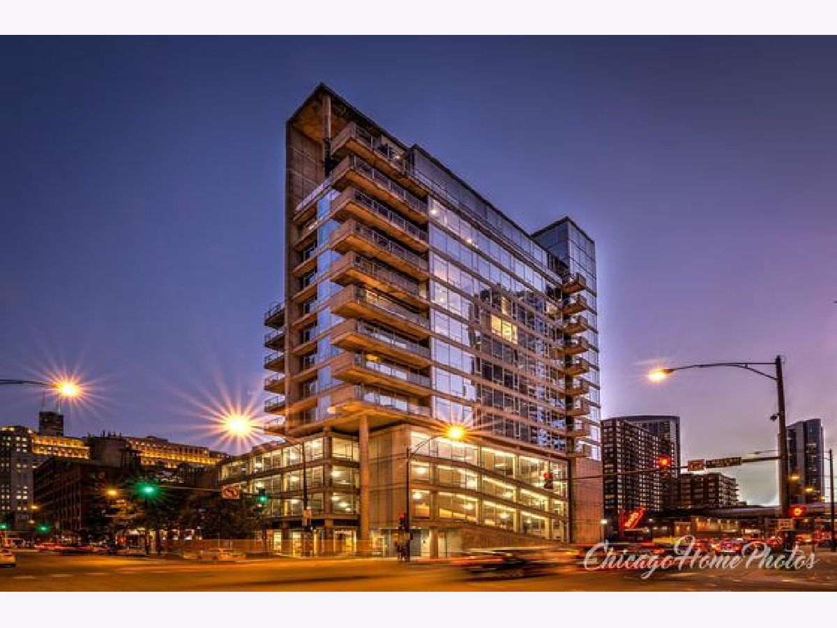 Condominiums Sold Contemporaine Chicago Illinois, 201 Grand