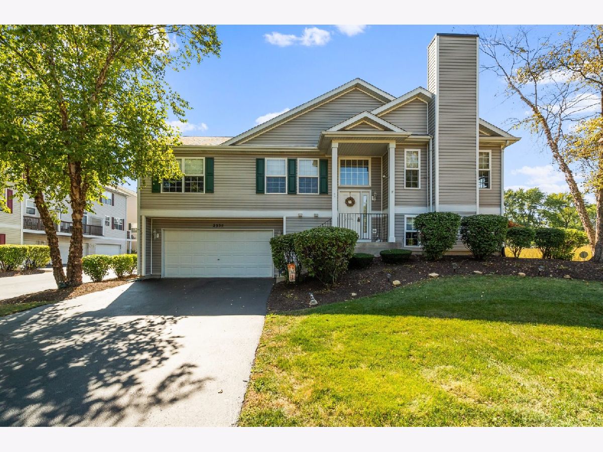 Townhomes & Homes Sold Wexford West Joliet Illinois, 2335 Graystone