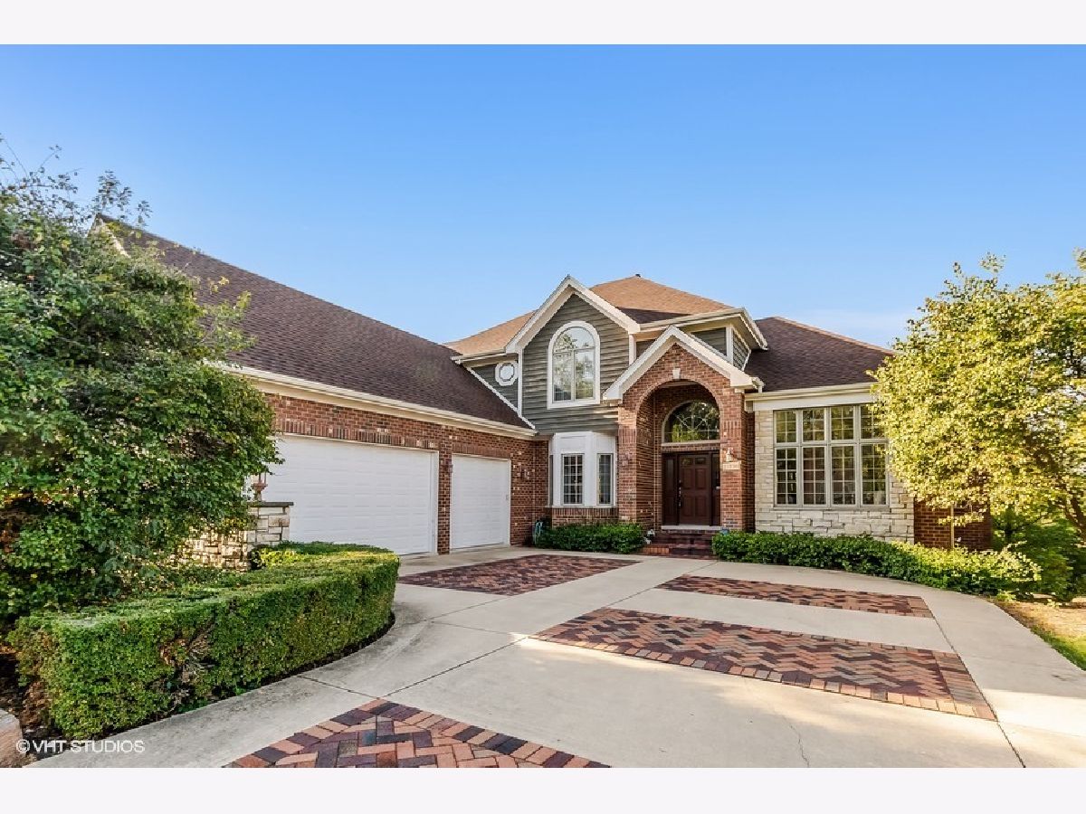 Homes & Townhomes Sold Kensington Estates Lemont Illinois, 13599 Cambridge