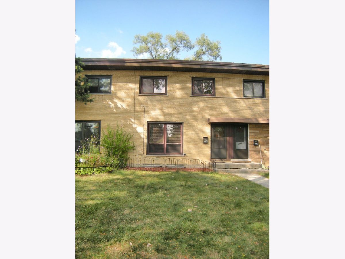 Townhomes Sold Maple Crest Mount Prospect Illinois, 218 Highland