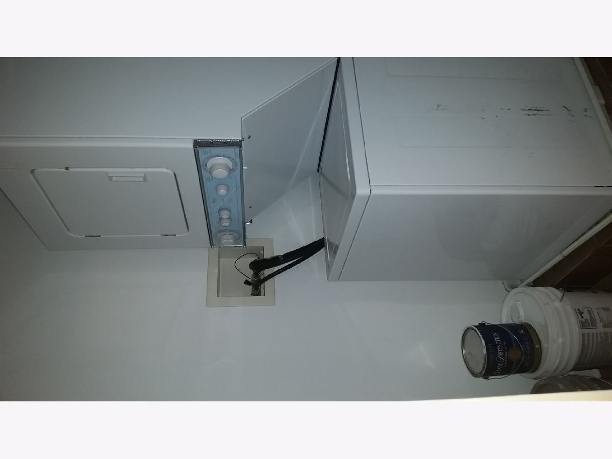 Condominiums Rented Waterfall Glen Willowbrook Illinois, 16W611 Mockingbird