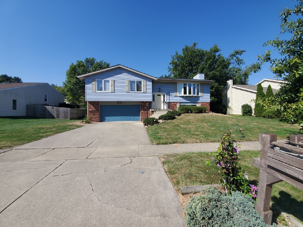 Homes Sold Suburban East Bloomington Illinois, 1222 Kim