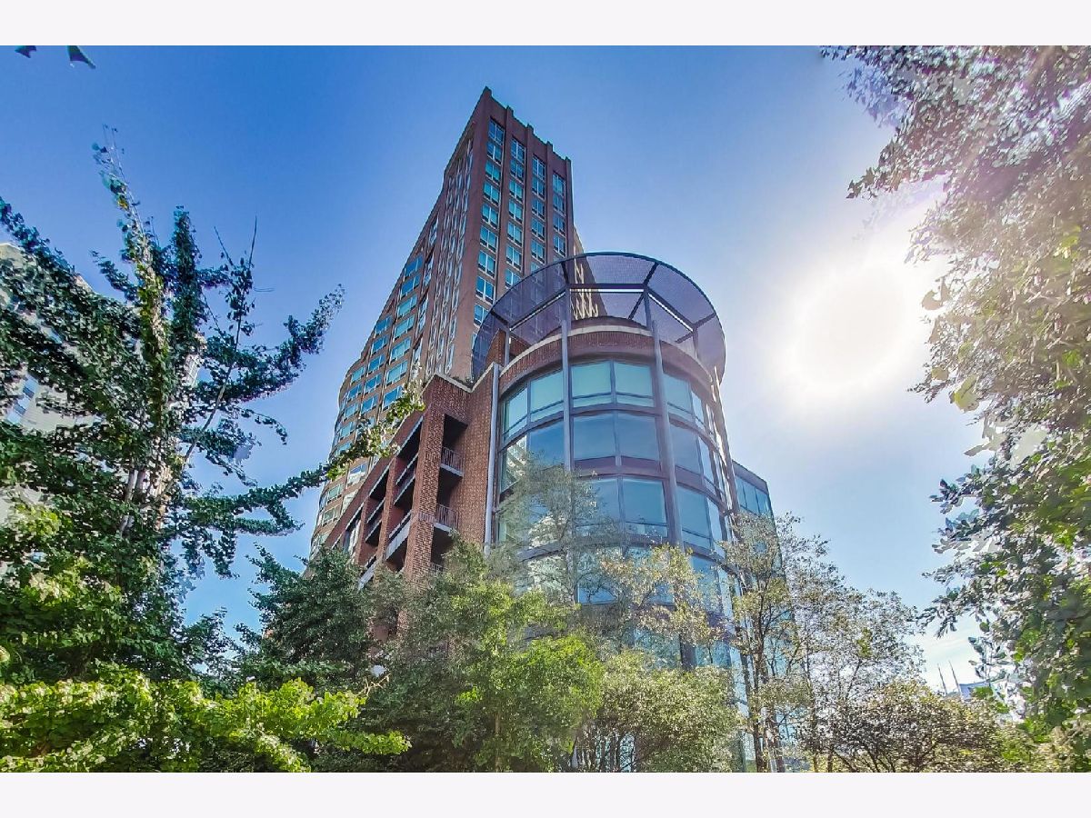 Condominiums Sold Park Place Chicago Illinois, 600 Kingsbury