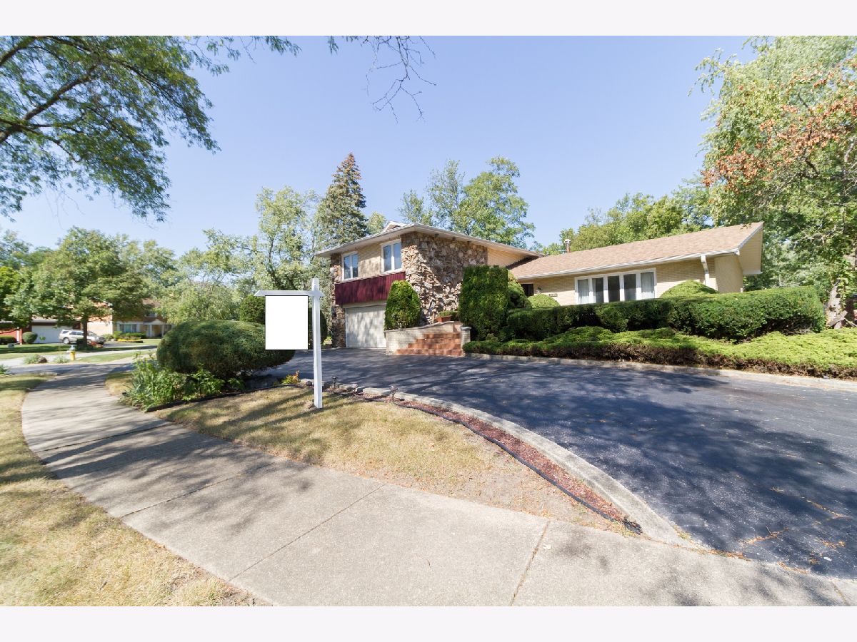 Homes & Condominiums Sold Flossmoor Hills Flossmoor Illinois, 3737 Poplar