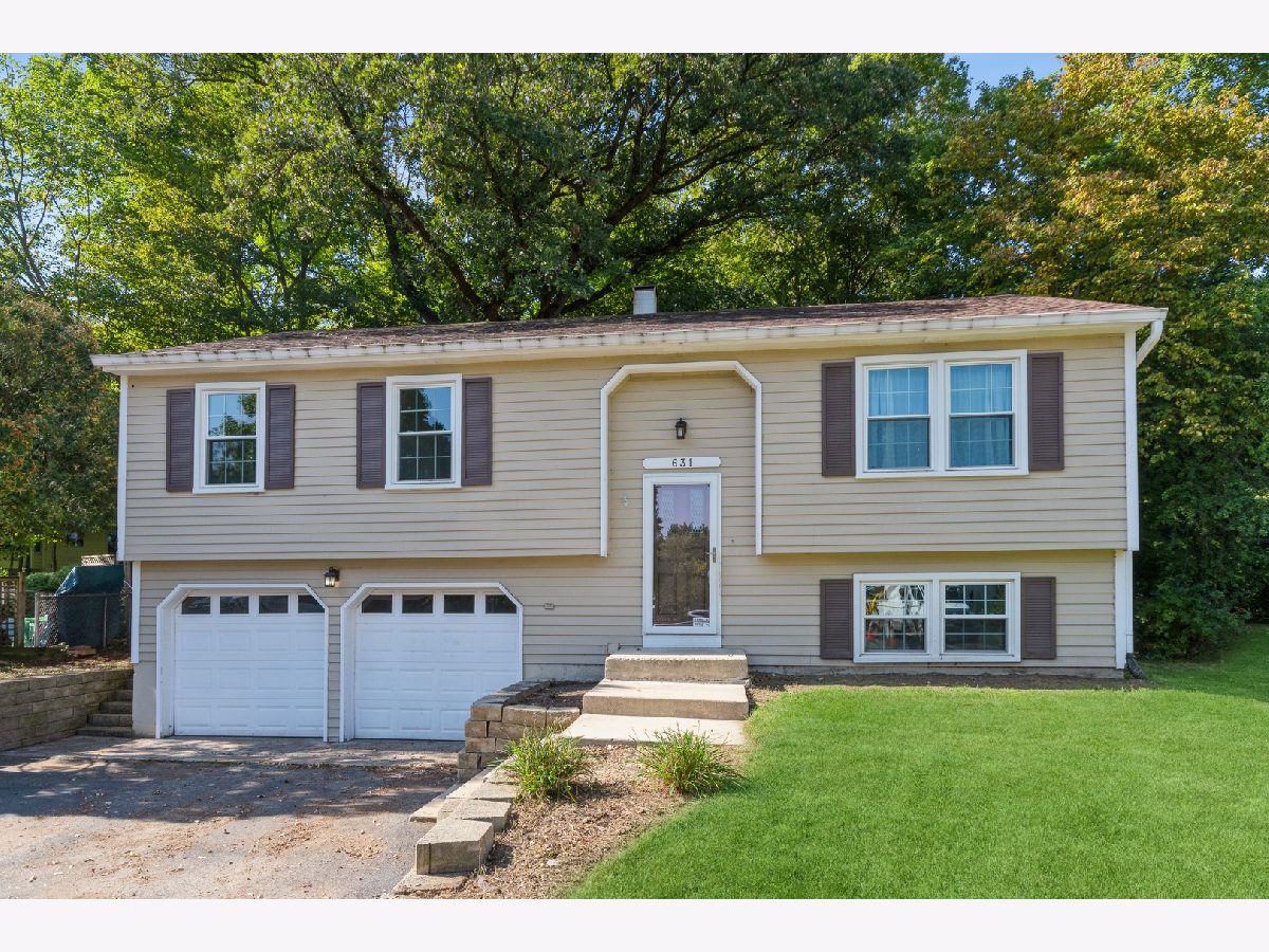 Homes & Condos & Townhomes Sold Breton Manor Batavia Illinois, 631 Kingsbury