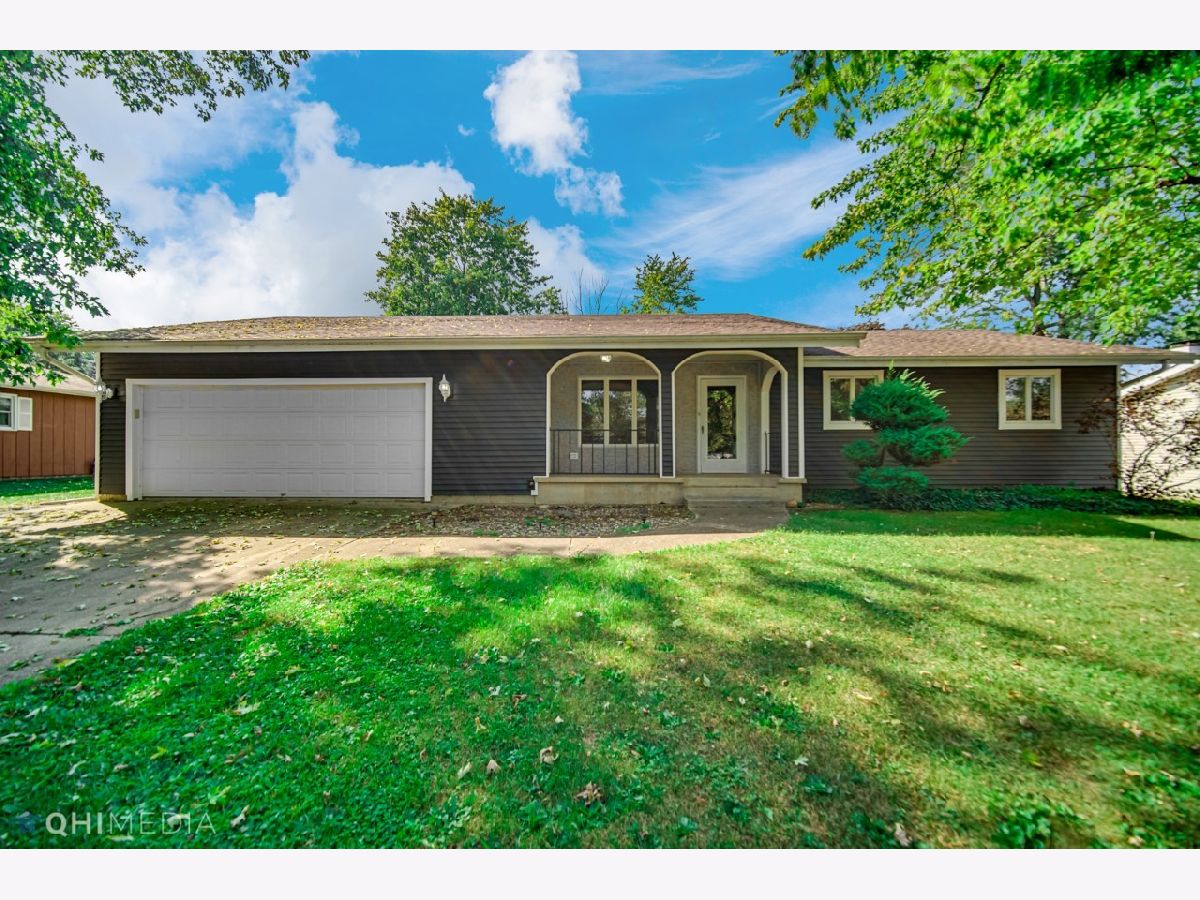Homes Sold Vaughndale Kankakee Illinois, 1374 Bush