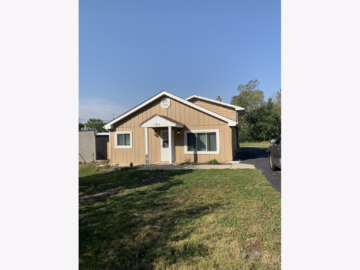 Homes Rented Lemont Farms Homer Glen Illinois, 14242 Elm
