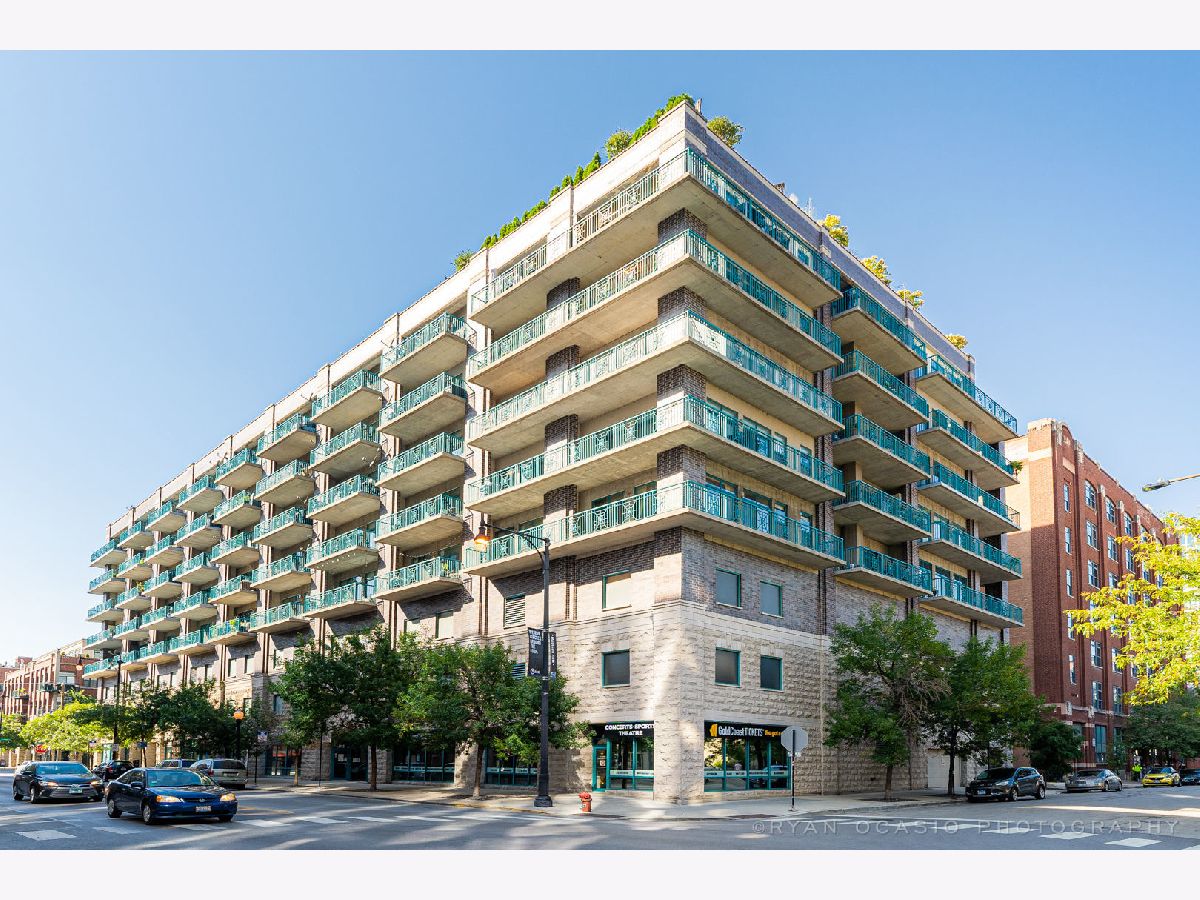 Condominiums Sold Madison Manor Chicago Illinois, 910 Madison