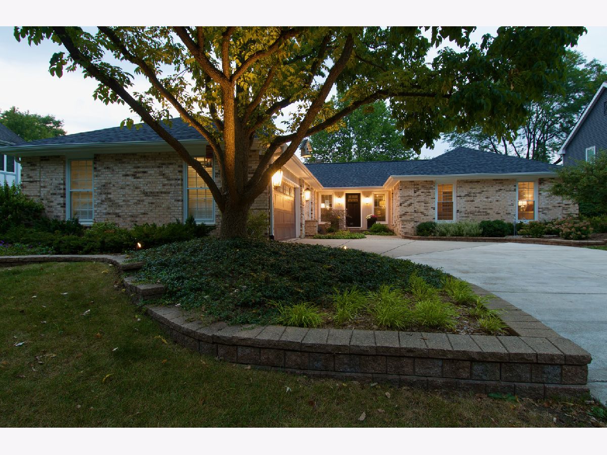 Homes Sold Pheasant Hollow Wheaton Illinois, 25W484 Flint Creek