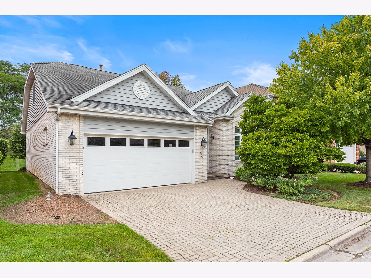 Homes Sold Breton Lakes Willowbrook Illinois, 6448 Emerald