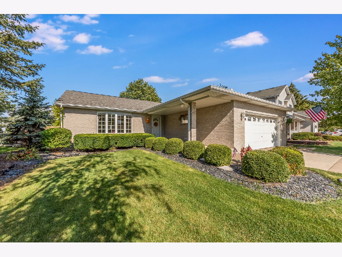 Homes & Condos & Townhomes Sold Foxford Manhattan Illinois, 25028 Cashel Bay