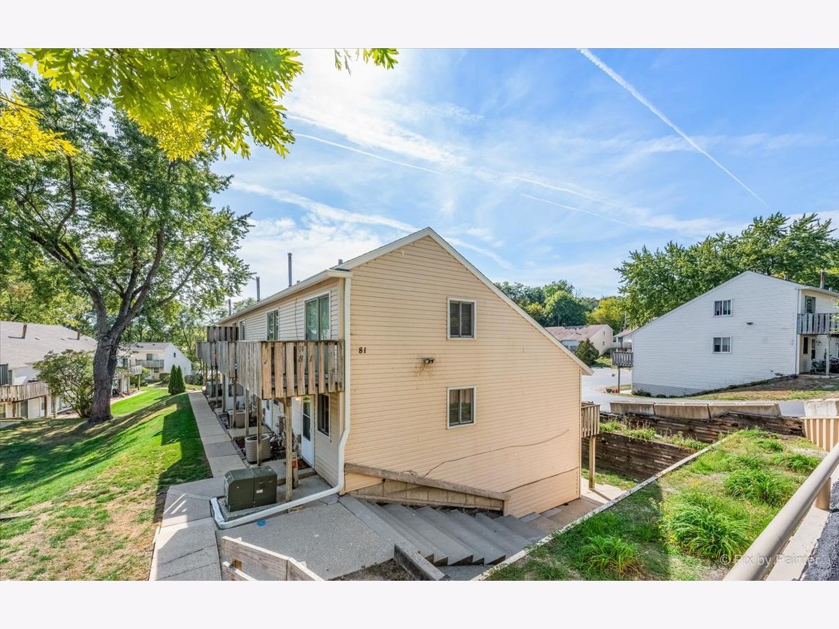 Townhomes & Condos & Homes Sold Hidden Glen Fox Lake Illinois, 81 Maude