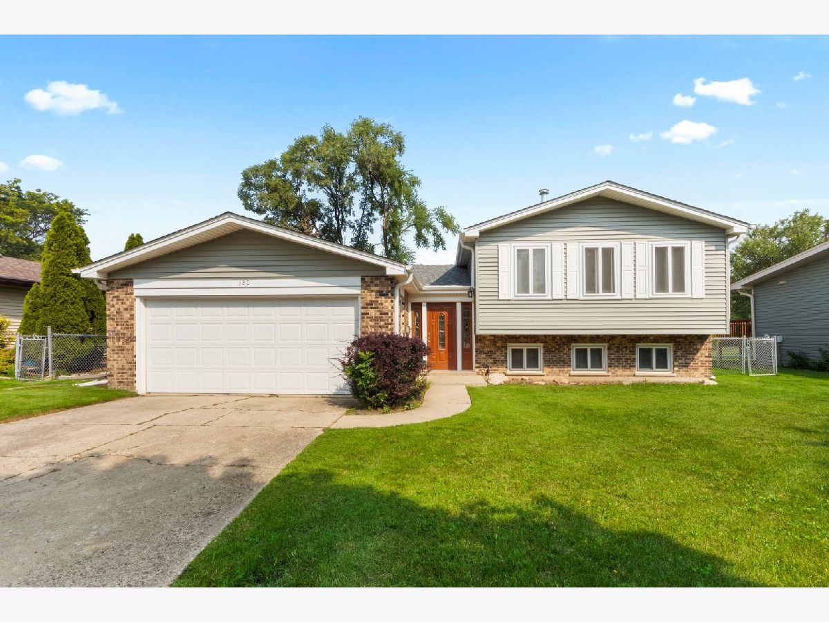 Homes Sold Timbercrest Woods Schaumburg Illinois, 320 Cottonwood