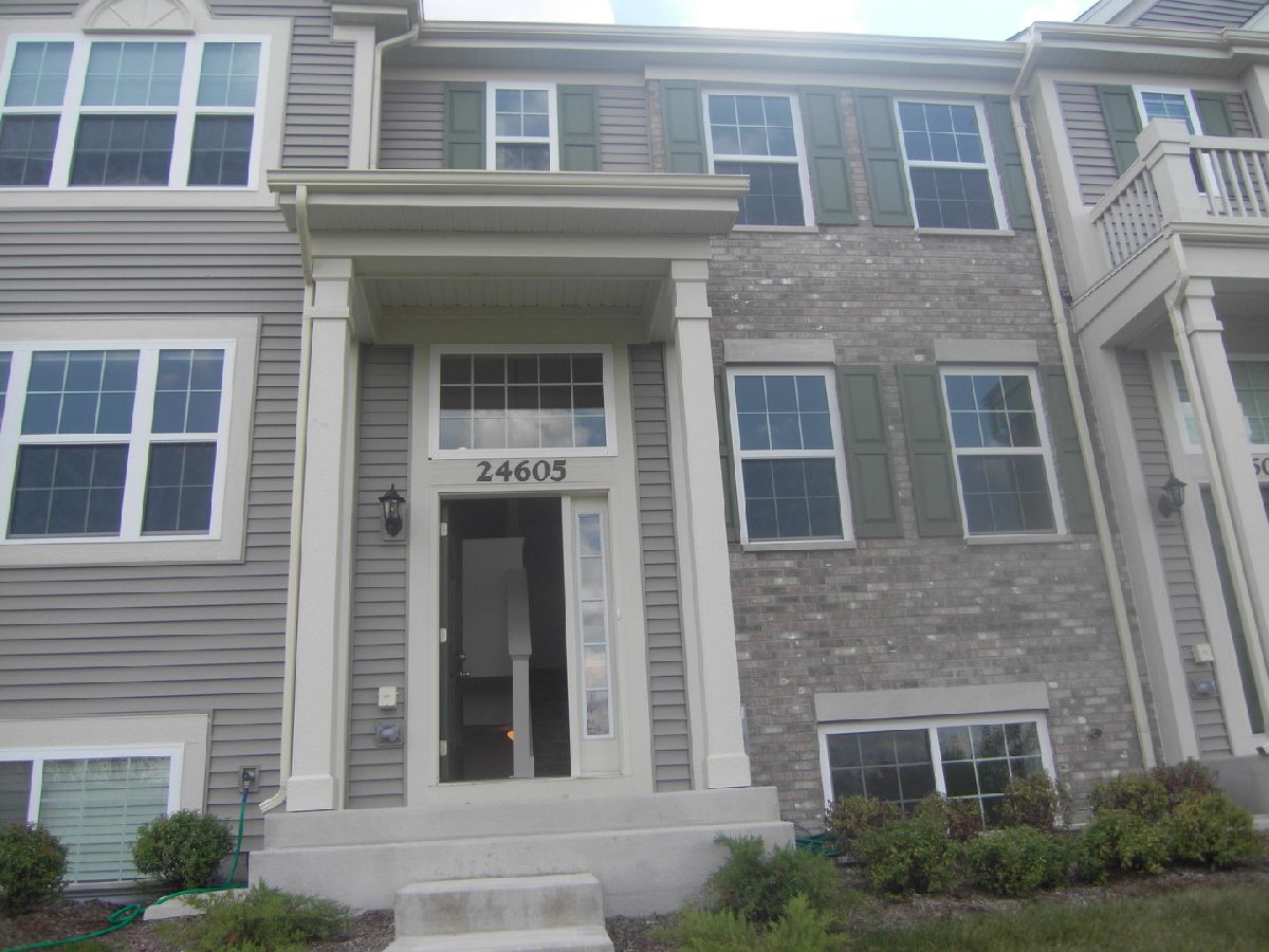 Patriot Square Plainfield IL, Townhomes For Sale & For Rent Sadie