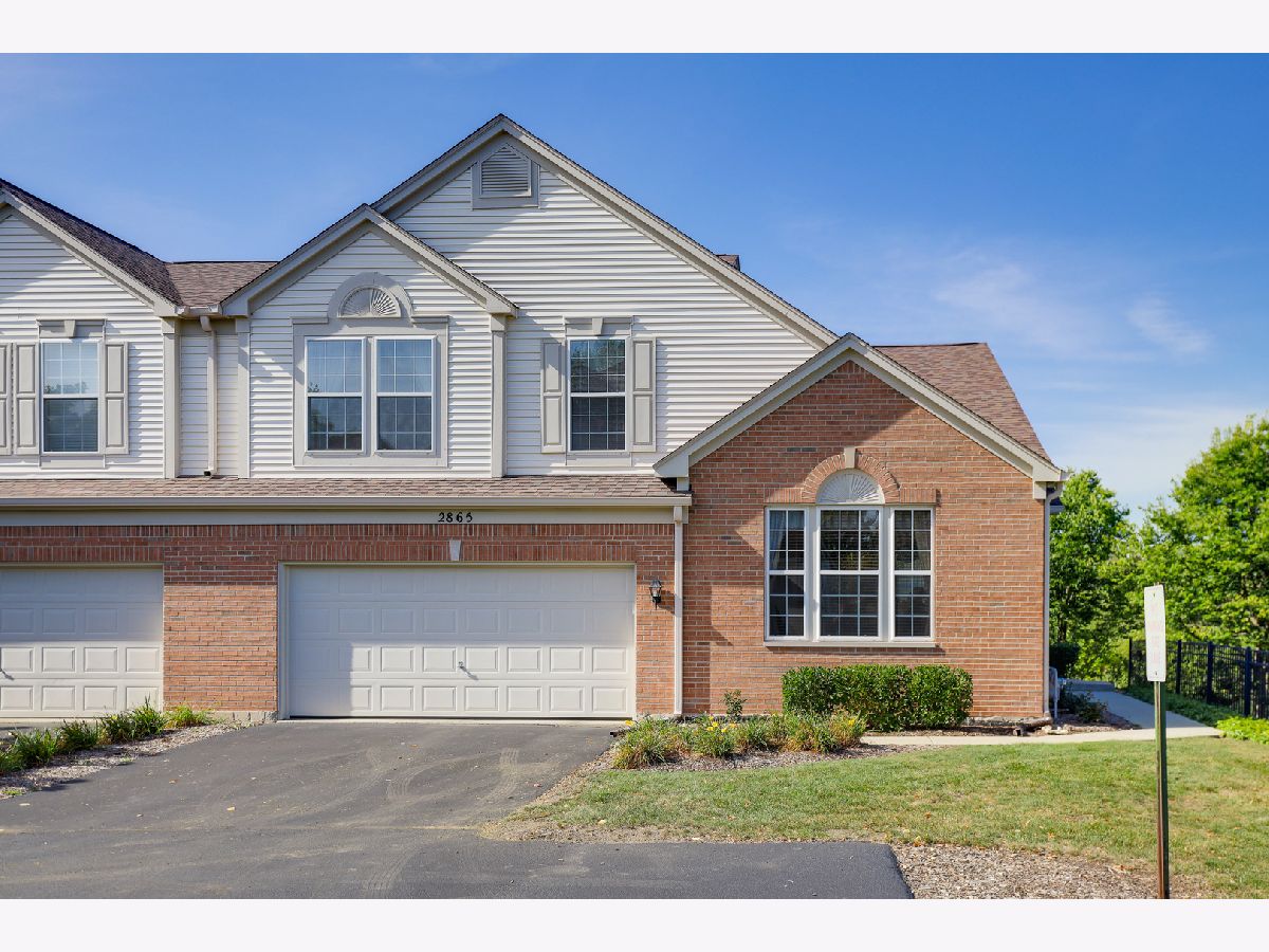 Townhomes Sold Creekside Villas Algonquin Illinois, 2865 Waterfront