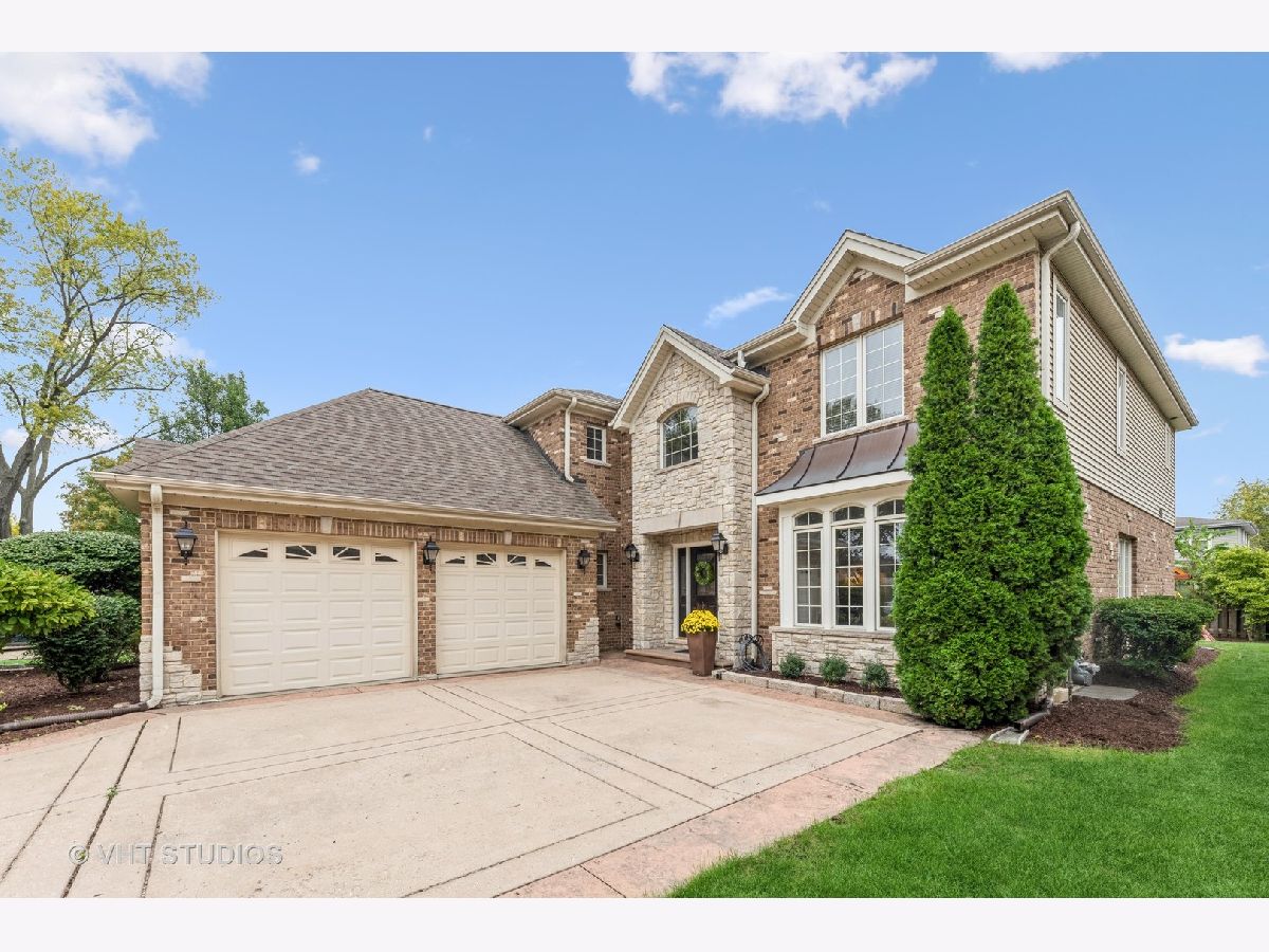 Homes Sold Arlington Manor Arlington Heights Illinois, 105 Kennicott