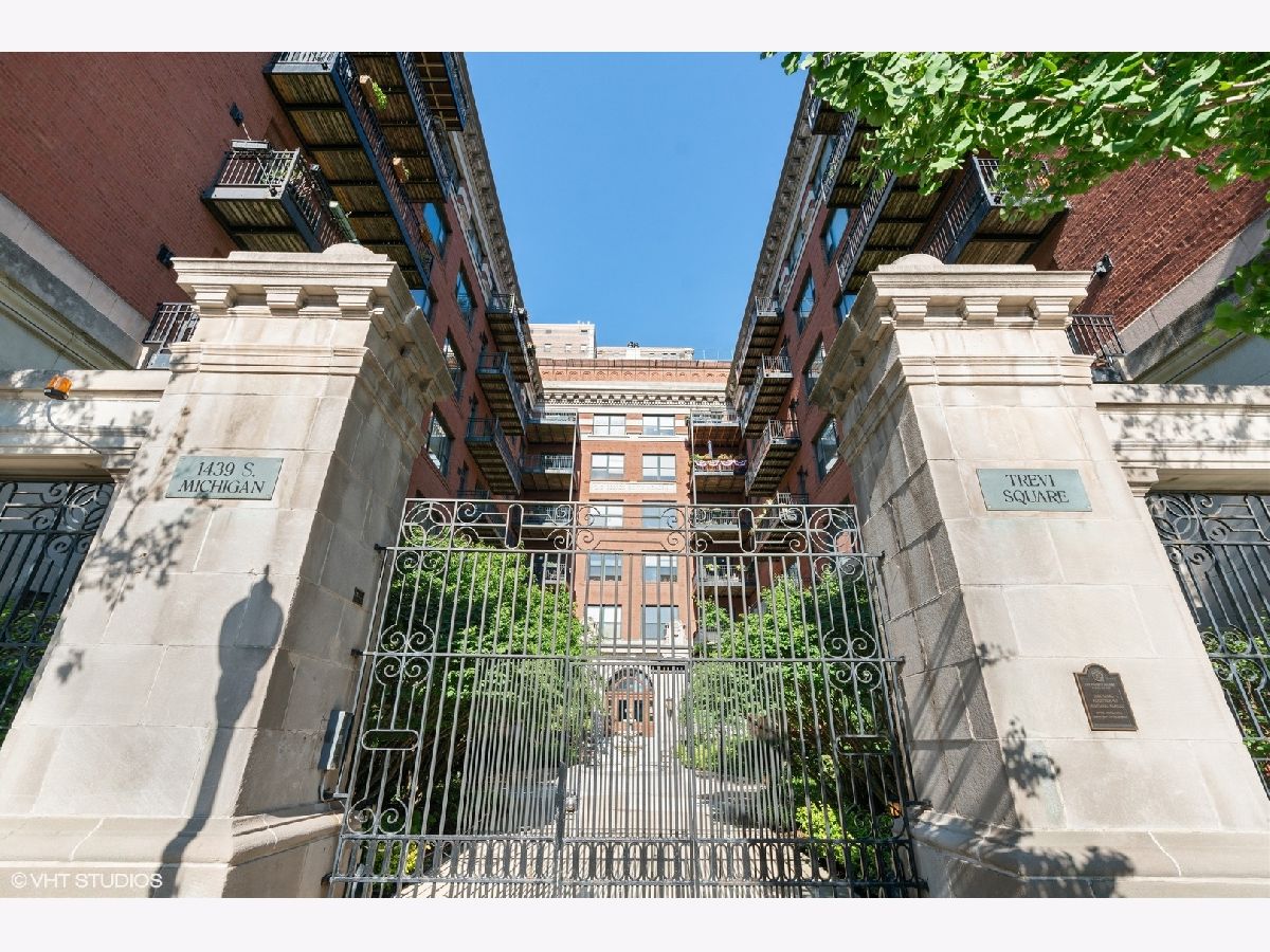 Condos & Townhomes Rented Trevi Square Chicago Illinois, 1439 Michigan