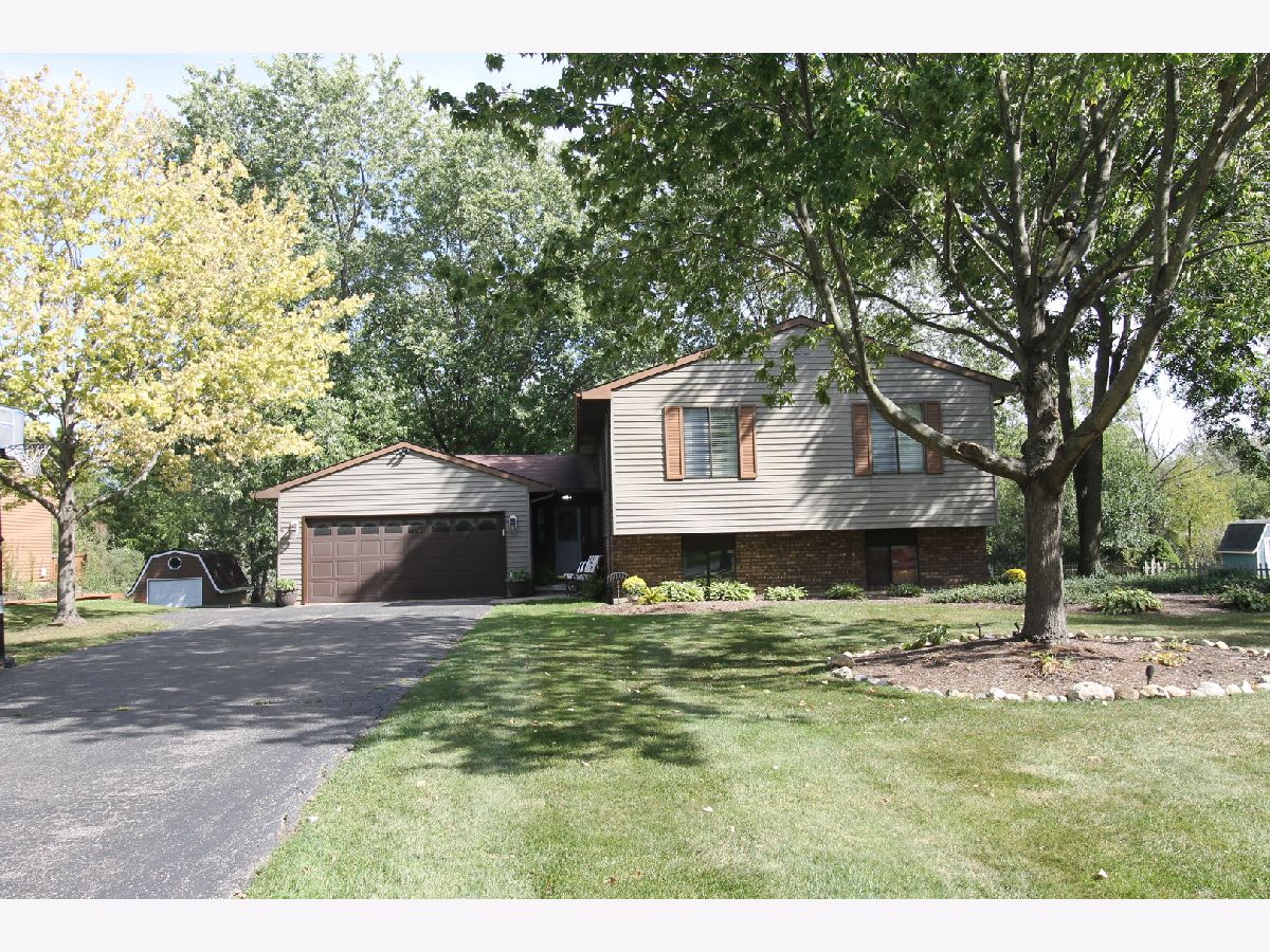 Homes Sold Almora Heights Elgin Illinois, 11N671 Howard