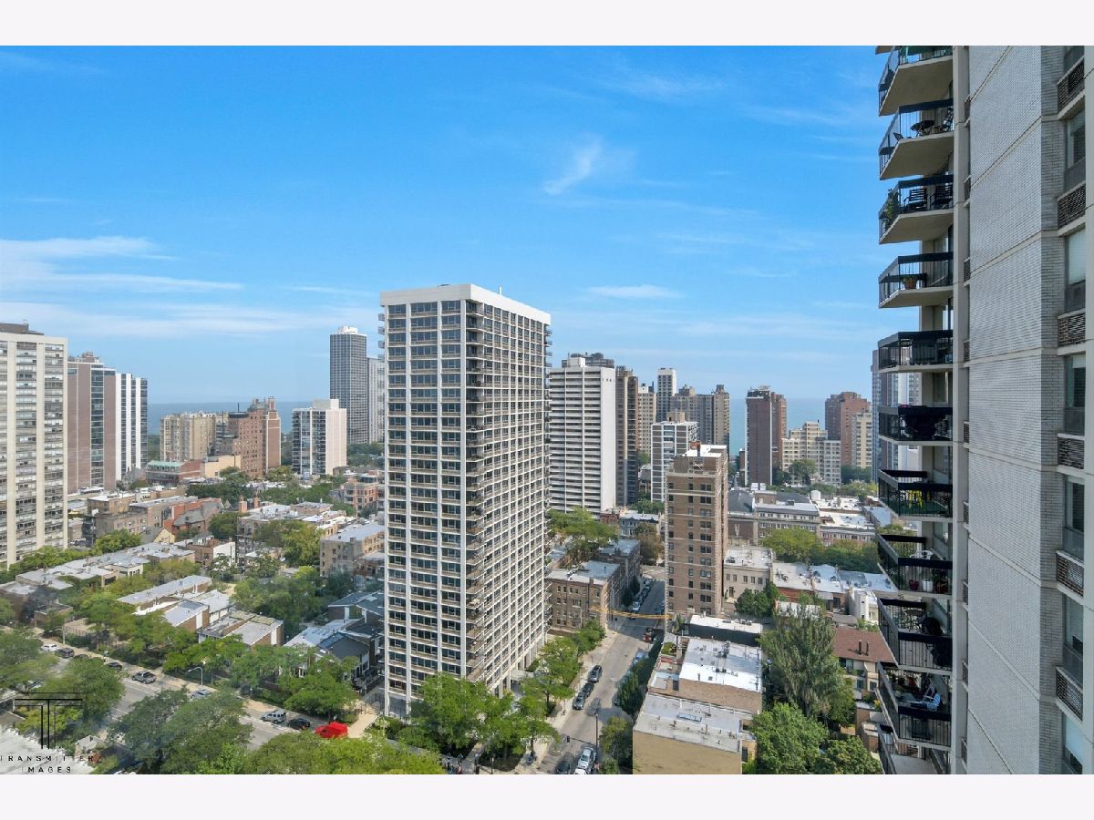 Condominiums Sold Cummings House Chicago Illinois, 1360 Sandburg