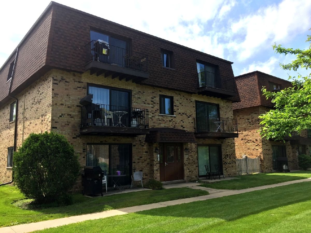 Condominiums Rented La Casa Bianco Des Plaines Illinois, 9706 Bianco