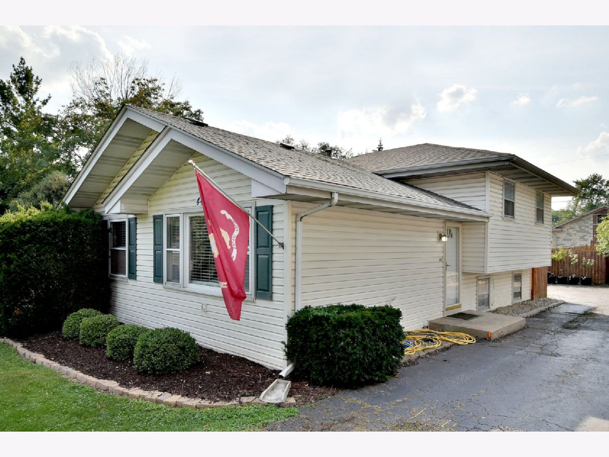 Homes Sold Mcintosh Lisle Illinois, 4418 Kingston