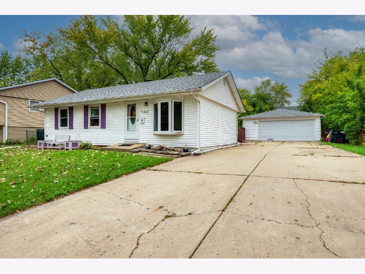 Homes Sold Green Meadows Streamwood Illinois, 217 Kosan