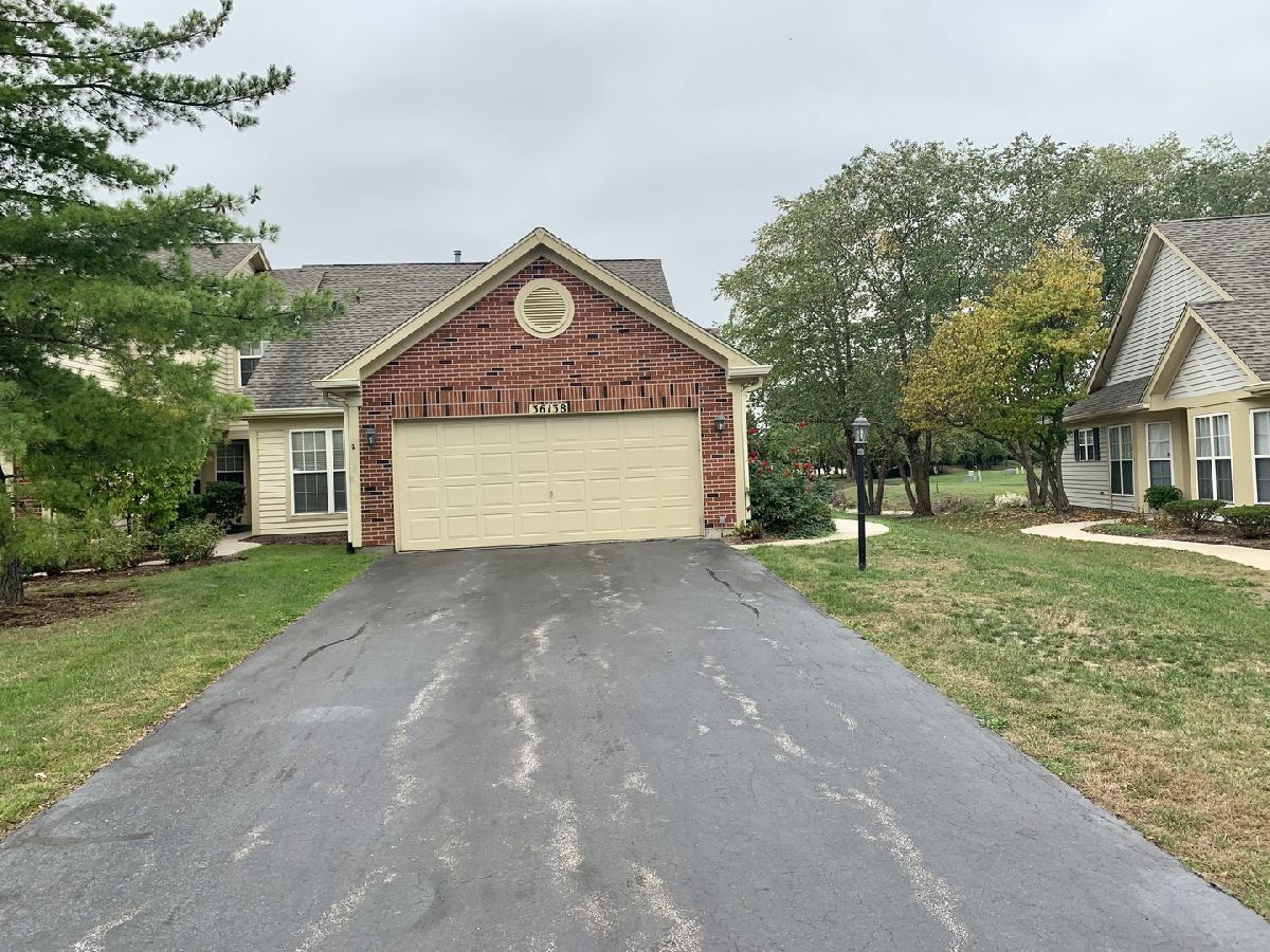 Homes & Townhomes Rented Brookside Gurnee Illinois, 36138 Springbrook