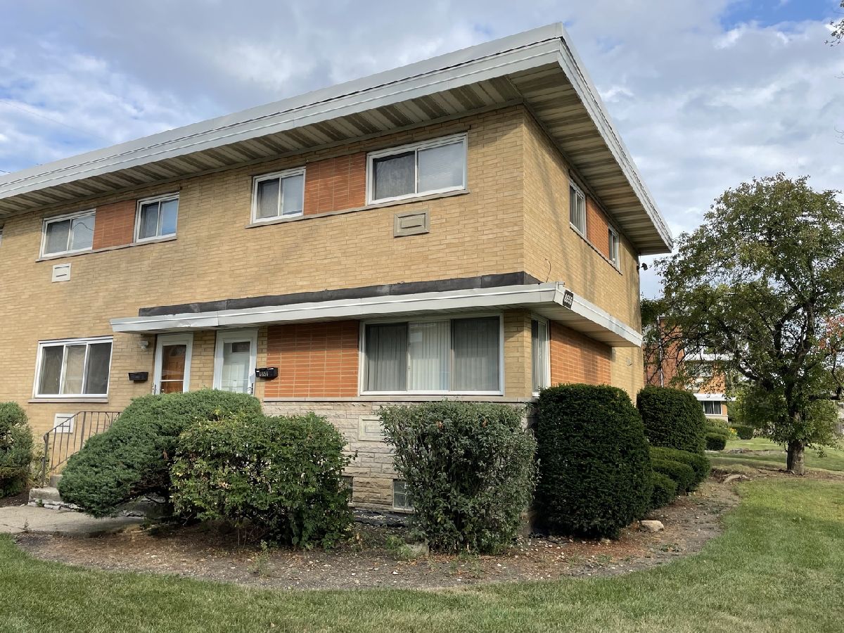 Townhomes & Condos Sold Greenwood Park Des Plaines Illinois, 8656 Gregory