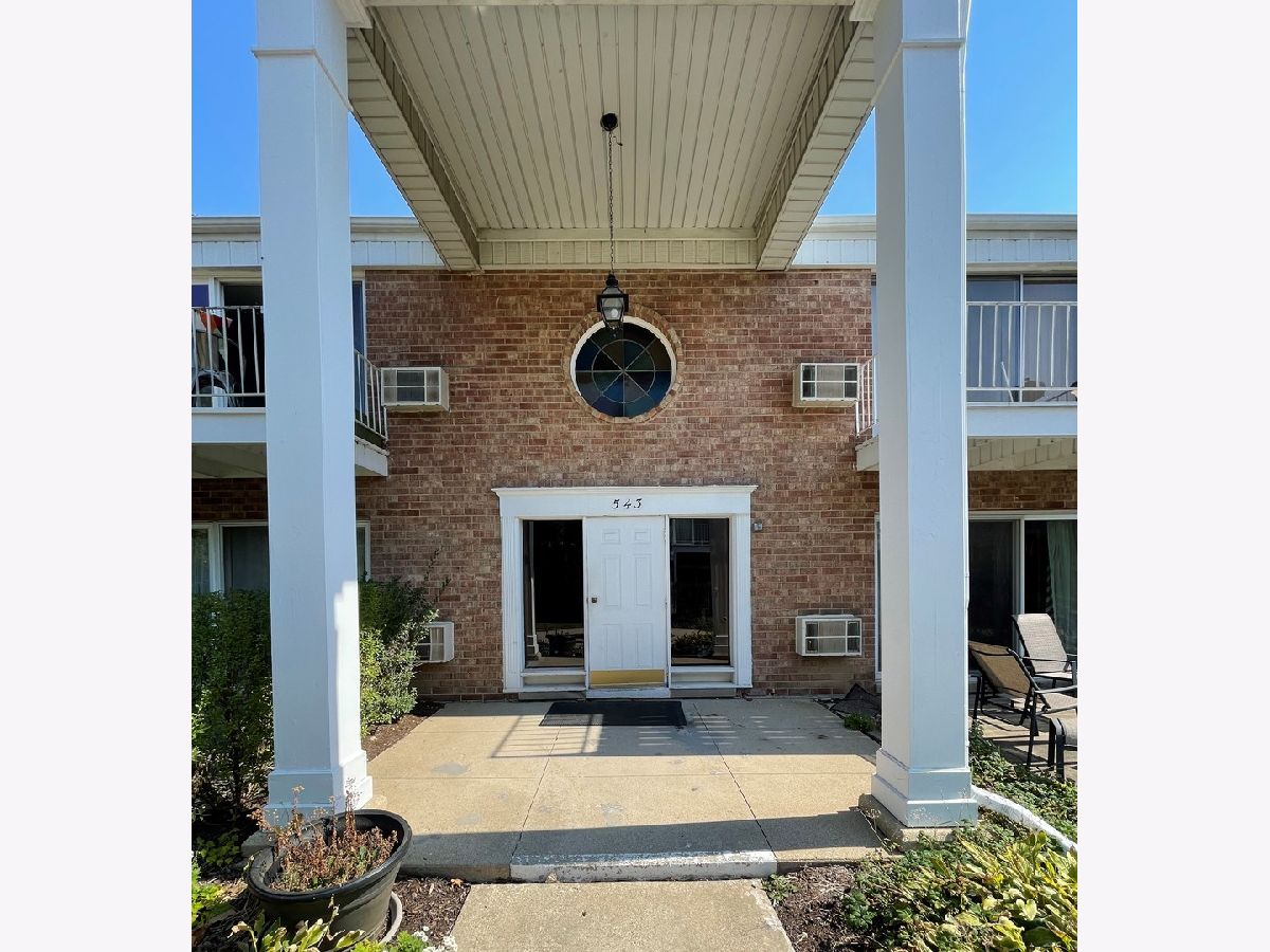 Condominiums & Homes Sold Maple Grove Downers Grove Illinois, 543 Burlington