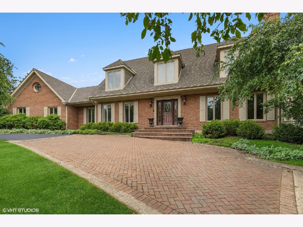 Homes Sold Country Club Estates Tower Lakes Illinois, 251 Pebble Creek
